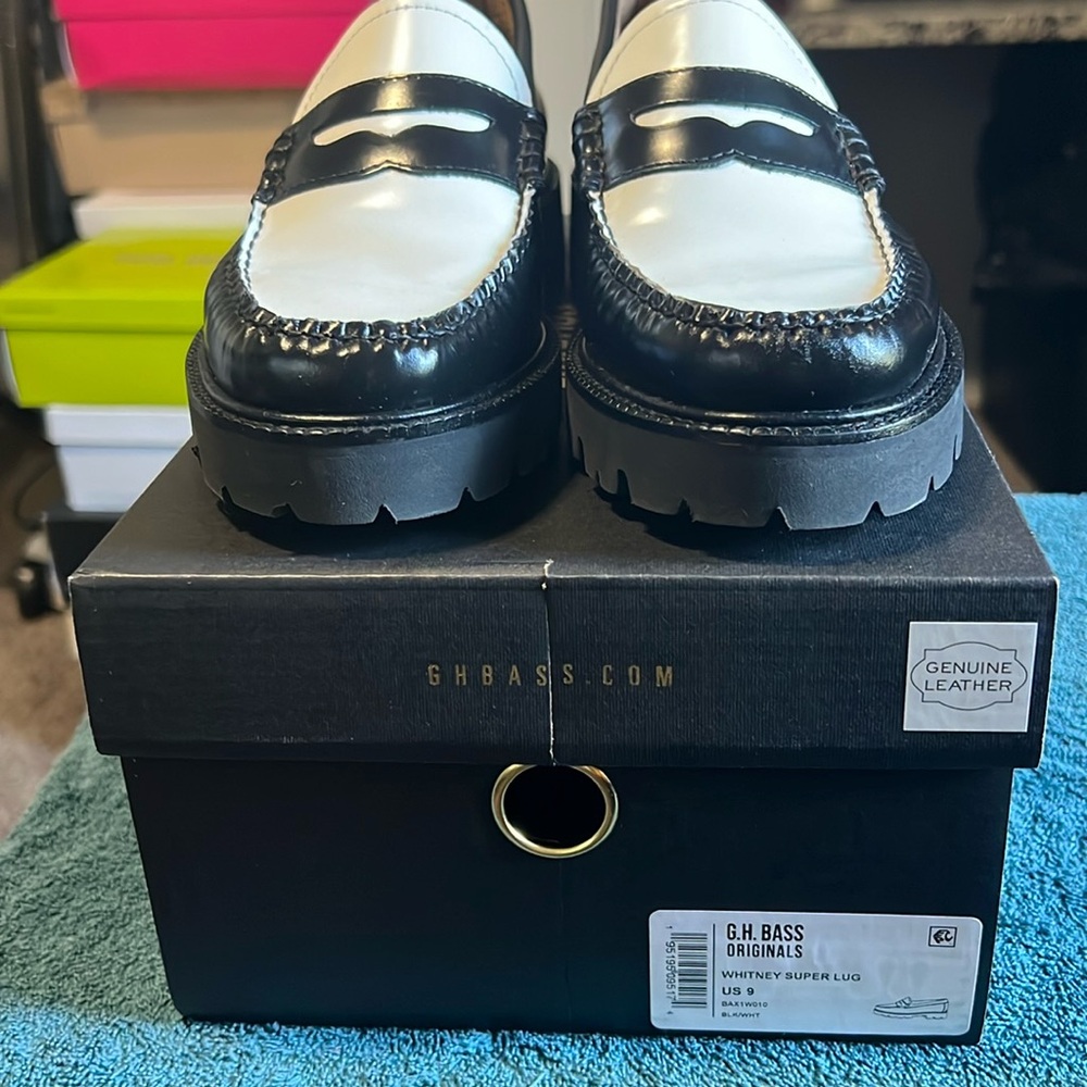 G H Bass - Whitney Super Lug NEW